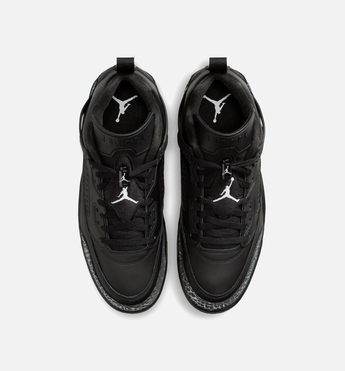Spizike Low – Men's Basketball Shoe in Black/Black/Metallic Silver