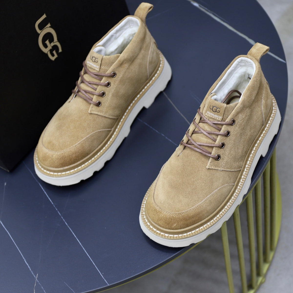 UGG Sand Suede Lace-Up Casual Shoes